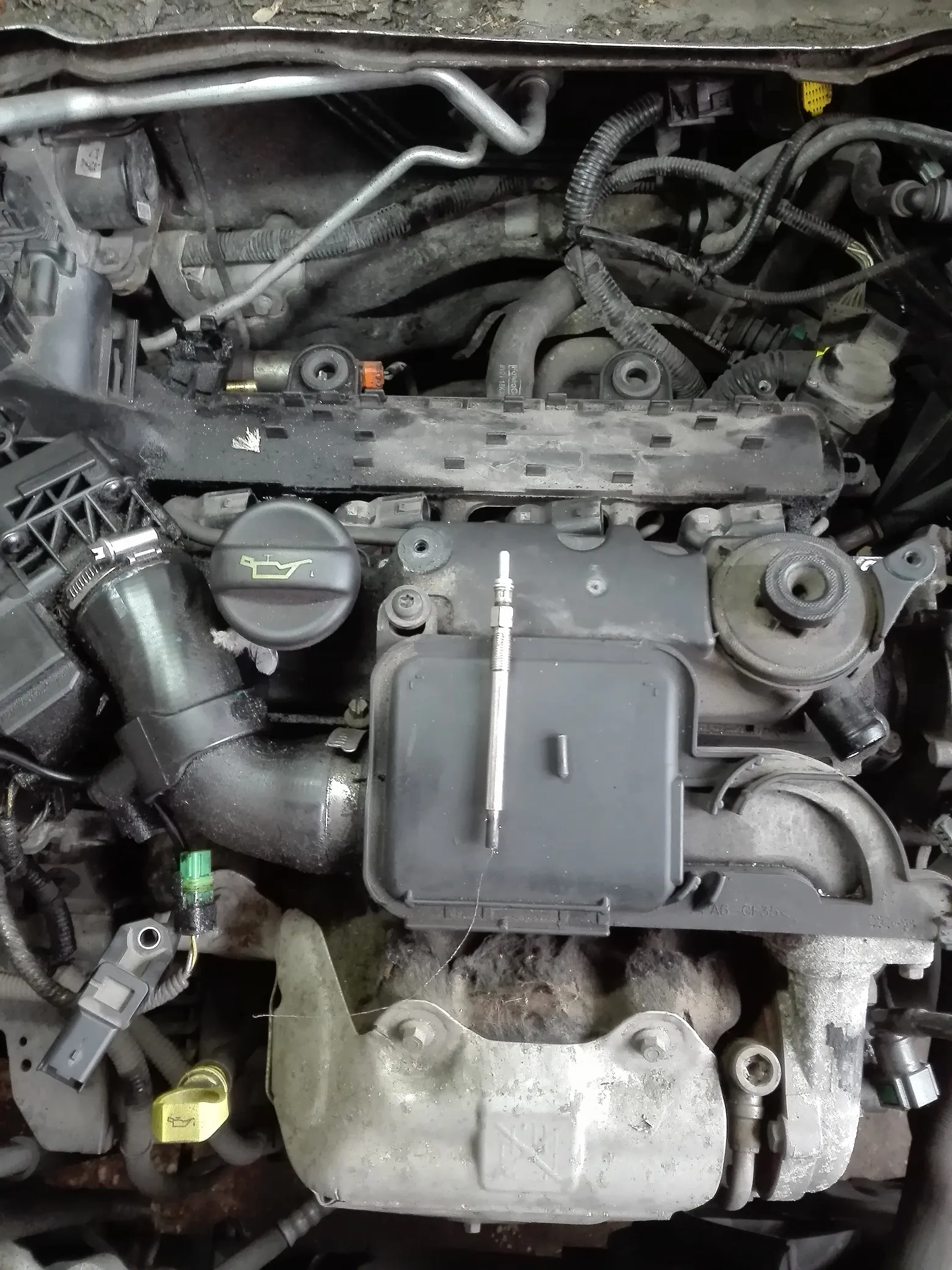 Izzítógyertya kifúrás – Ford Fiesta 1.4 TDCI